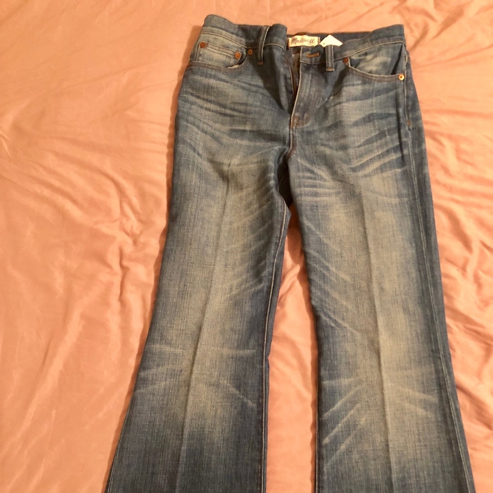 Madewell Flea market Flare Jean size 28 NWT.